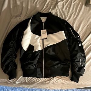 Nike Therma-FIT Synthetic Phil
Reversible Bomber Jacket